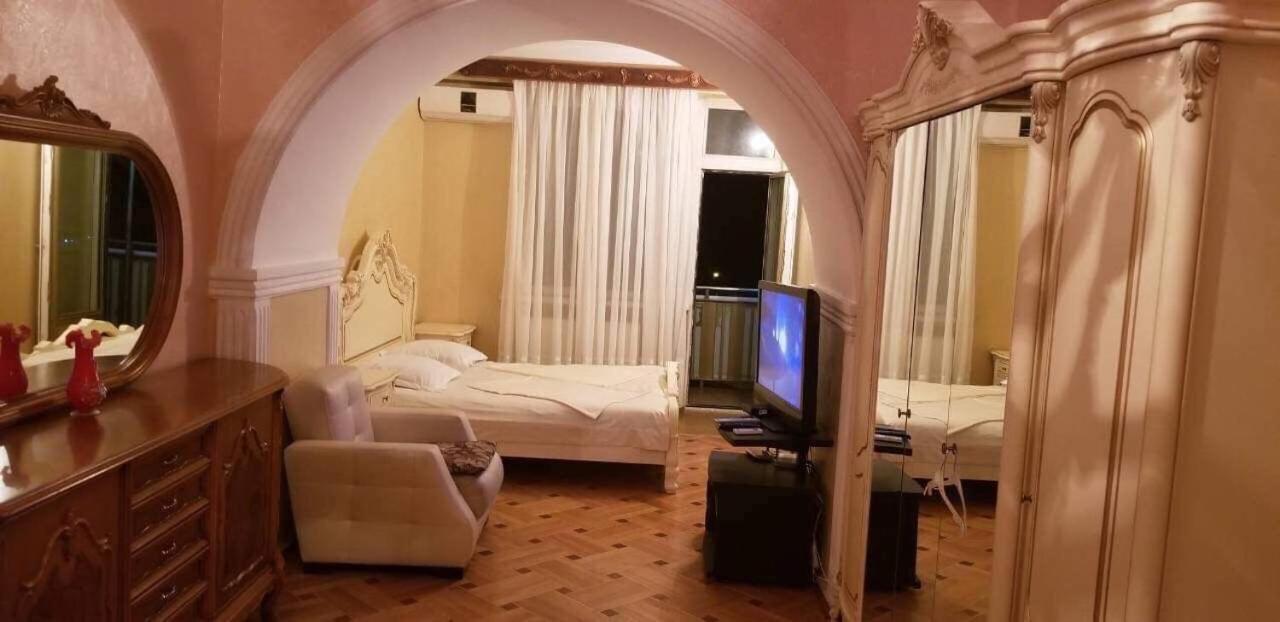 Apartment Irma Rustaveli 57 Batumi Exterior foto