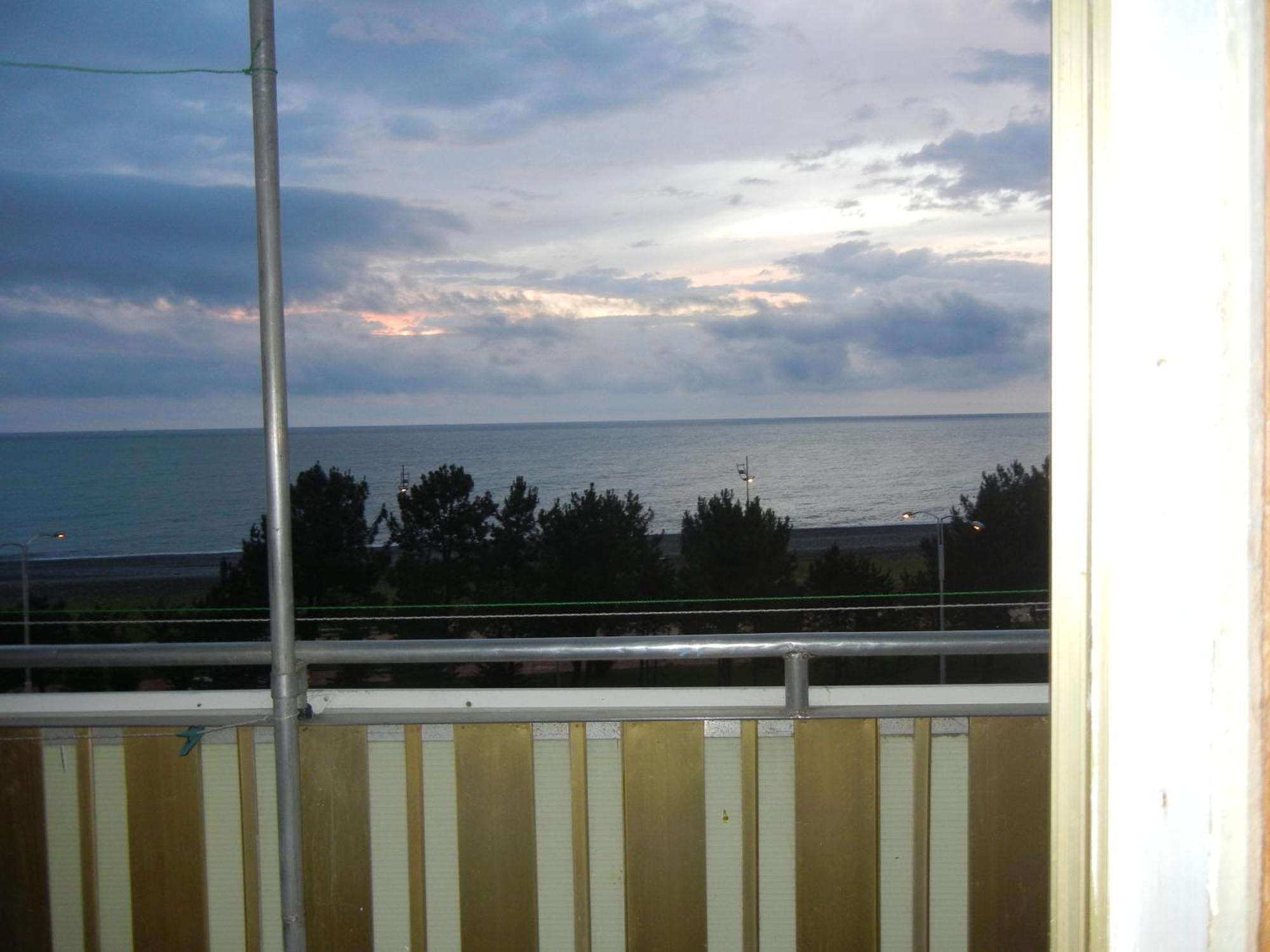 Apartment Irma Rustaveli 57 Batumi Exterior foto